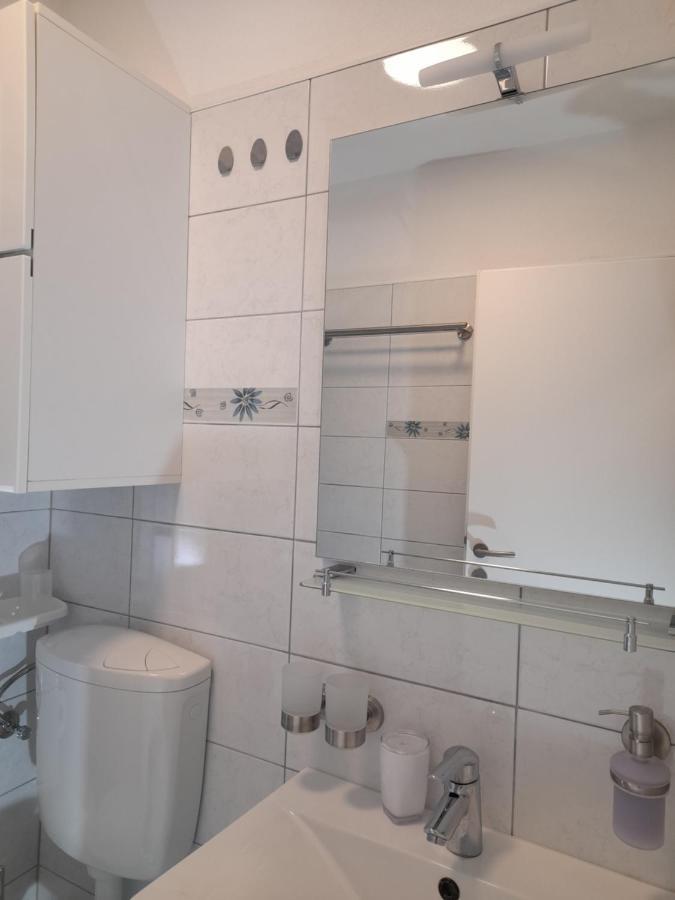Apartments Donella 乌马格 外观 照片