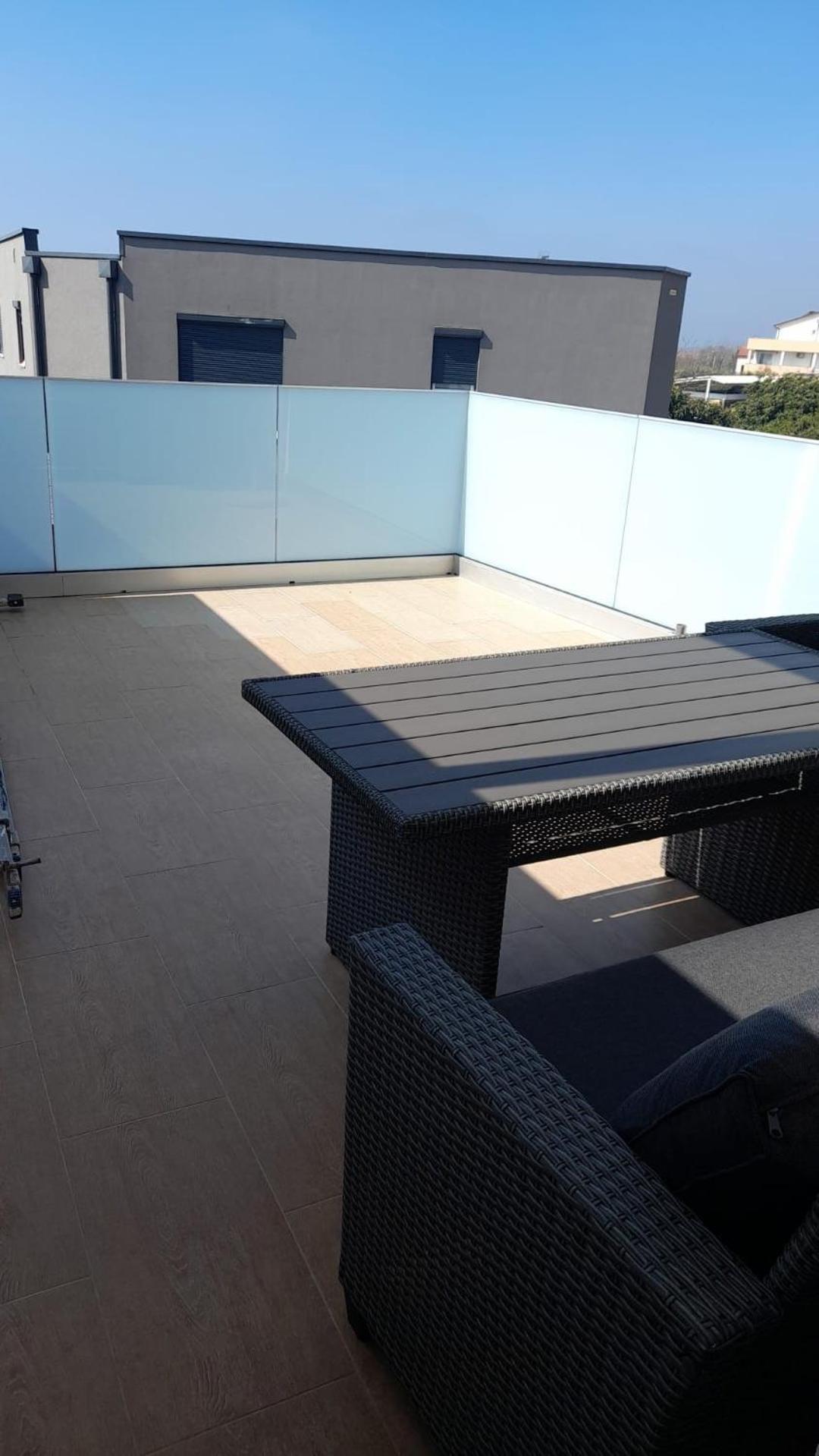 Apartments Donella 乌马格 外观 照片