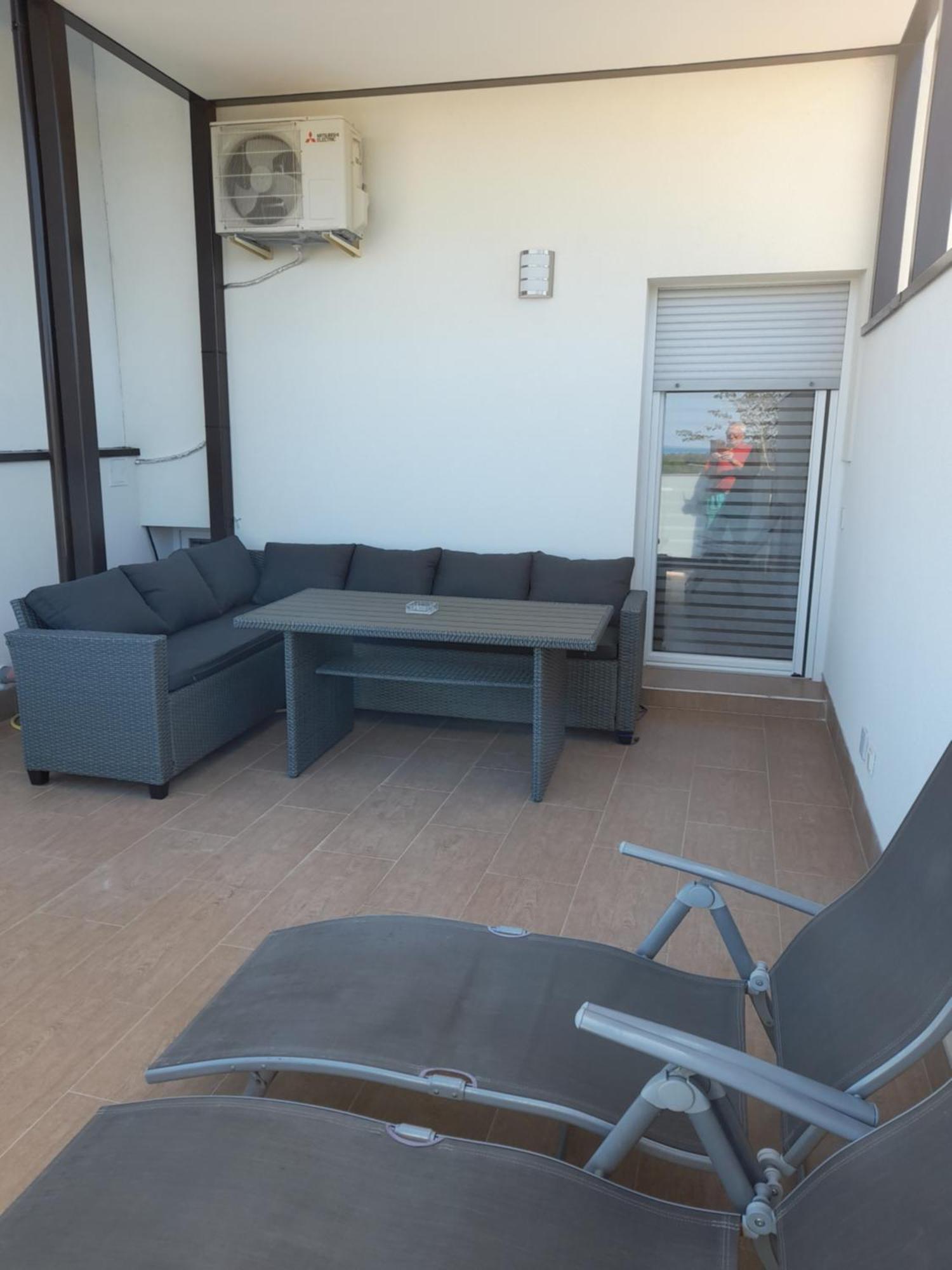 Apartments Donella 乌马格 外观 照片